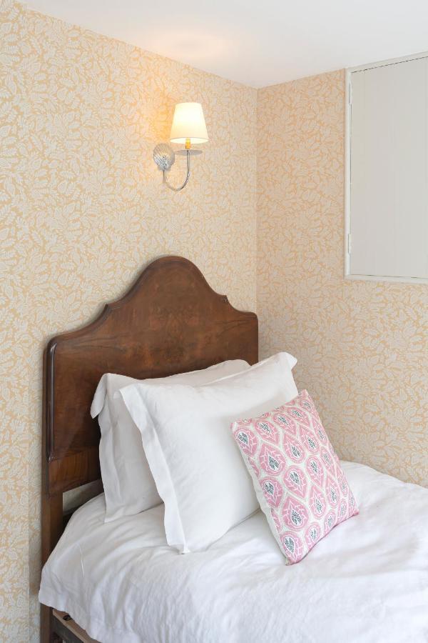 Central Apartment With Private Parking バース エクステリア 写真